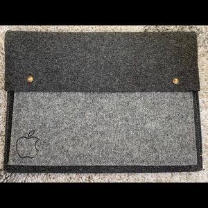 Laptop case sleeve